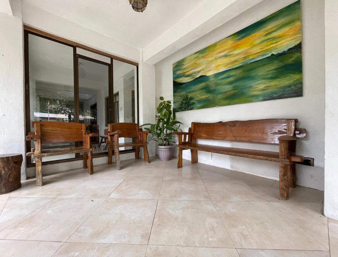 Akkaw Baler Hometel Exterior foto