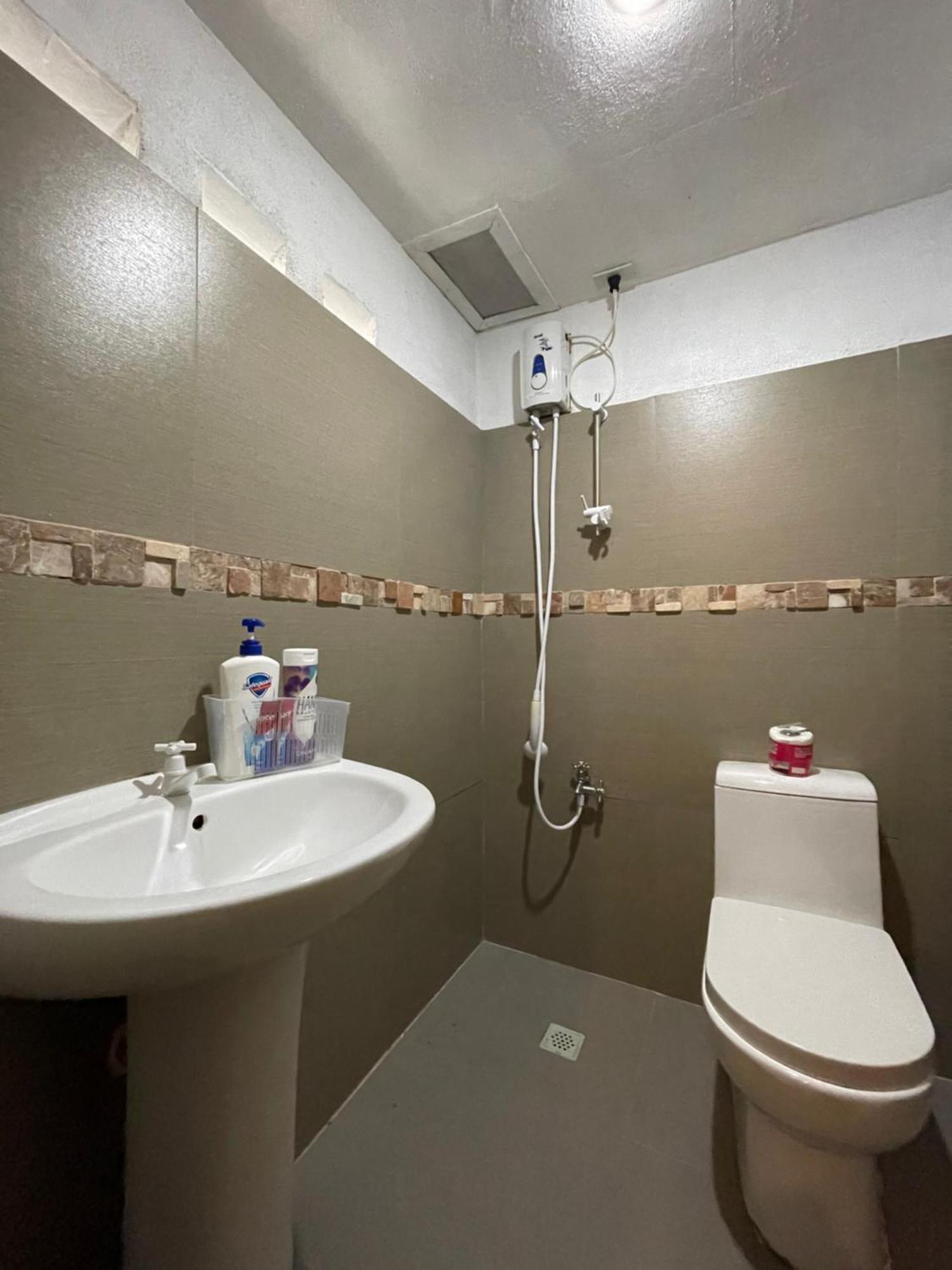 Akkaw Baler Hometel Quarto foto